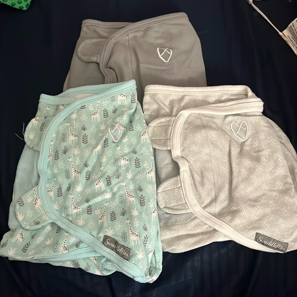 3 SwaddleMe Swaddles